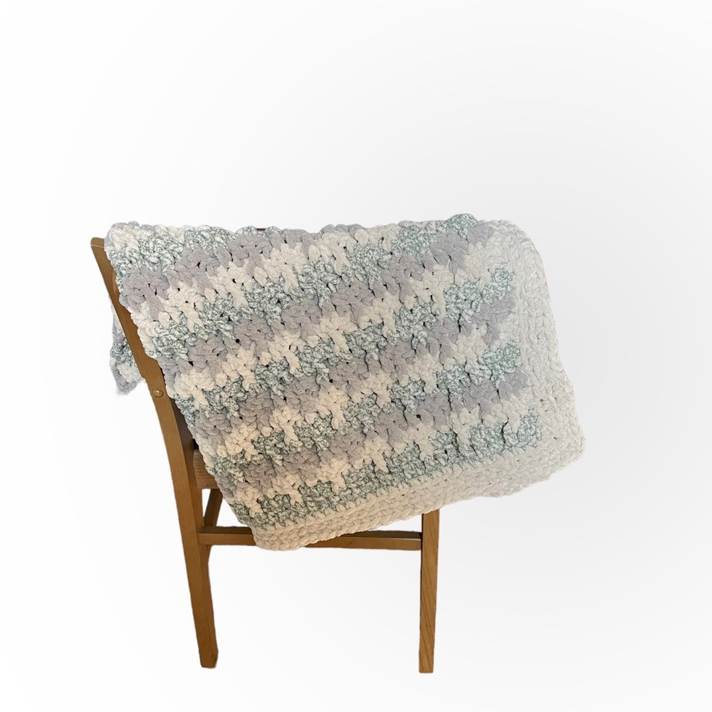 Handmade Jump Stripe Soft Squishy Multicolored Crochet Nursery Baby Blanket - Picture 3 of 7